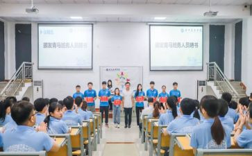 小班班务学期工作总结7篇