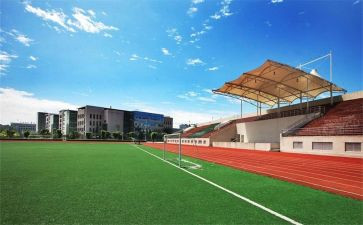 《操场上》教学反思通用5篇