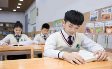 初一学生自我鉴定精选6篇