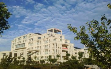 大二学生学生自我鉴定7篇