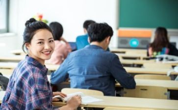 大学月计划月总结模板5篇