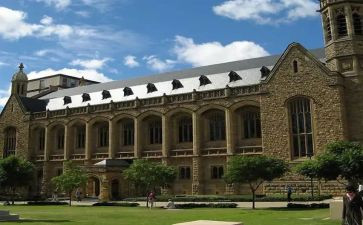 自我鉴定大学毕业生300字6篇
