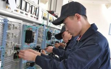 电工周工作总结5篇