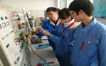 2024年电工班年度工作总结通用8篇