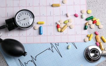 数学高与低教案6篇