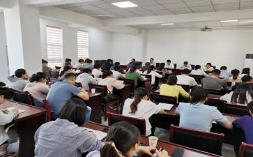 教师工作群总结报告精选8篇
