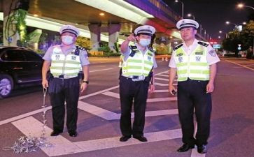 女交警演讲稿5篇