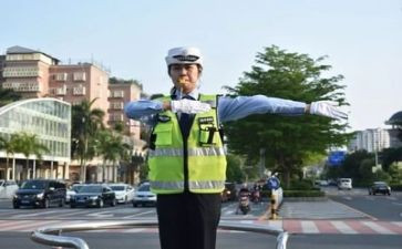 交警工作体会心得6篇