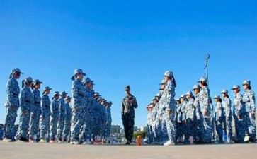 在军训中自我鉴定模板7篇