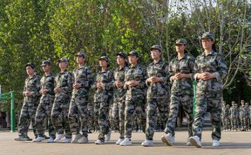 在军训中自我鉴定推荐5篇