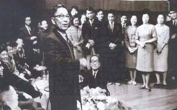 《猫》老舍读后感8篇
