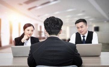 面试中自我介绍的范文推荐8篇