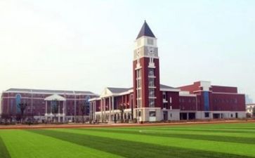在学校的自我鉴定最新5篇