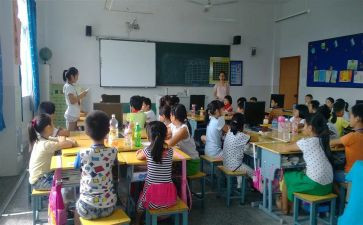 小学中年级班主任工作计划6篇
