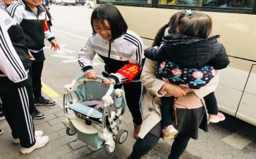 2024年助人为乐模范事迹8篇